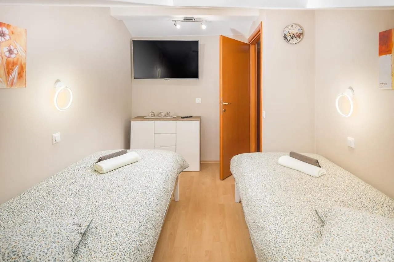 Rossini Superior Apartment Porec 0*,